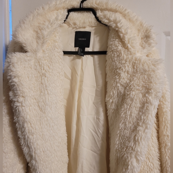 Forever 21 Women's Sherpa Coat - Picture 2 of 4